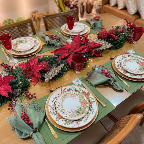 mesa de ceia de natal decorada